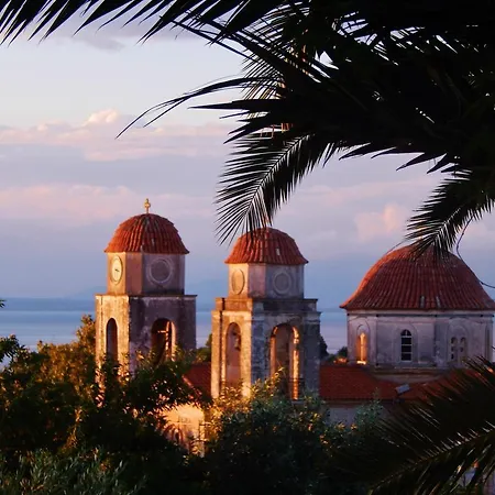 Camvillia Messinia Hotel Vounária