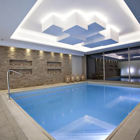 Camvillia Messinia 弗纳瑞亚