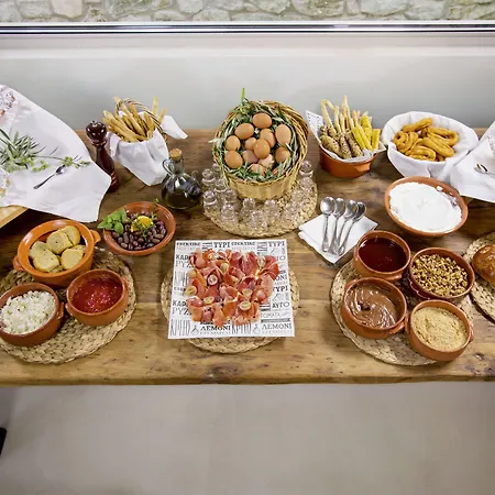 Camvillia Messinia 酒店 弗纳瑞亚