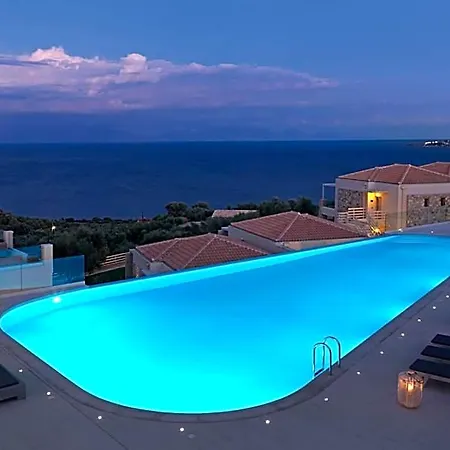 Camvillia Messinia Hotel 5*
