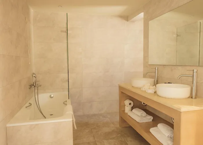 Camvillia Messinia Hotel Vounária