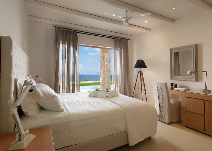 Hotel Camvillia Messinia 5*