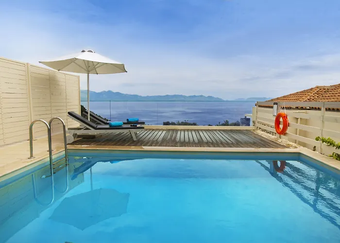 Camvillia Messinia Вунария