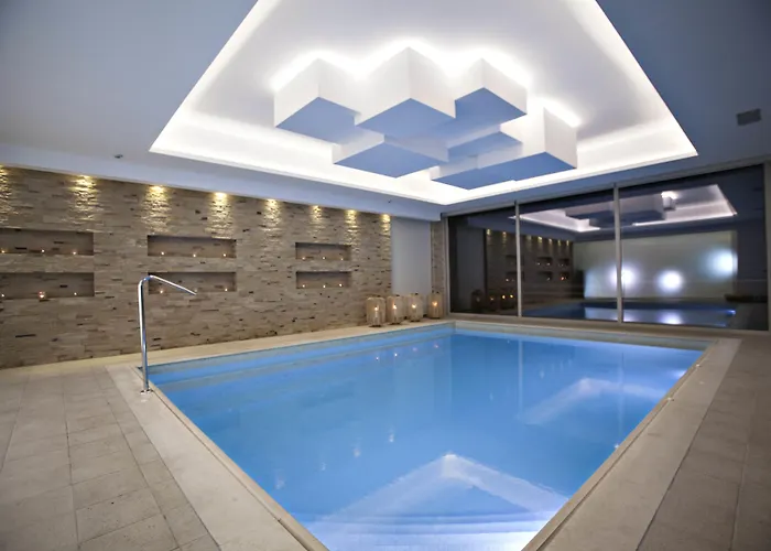 Camvillia Messinia 보우네리아